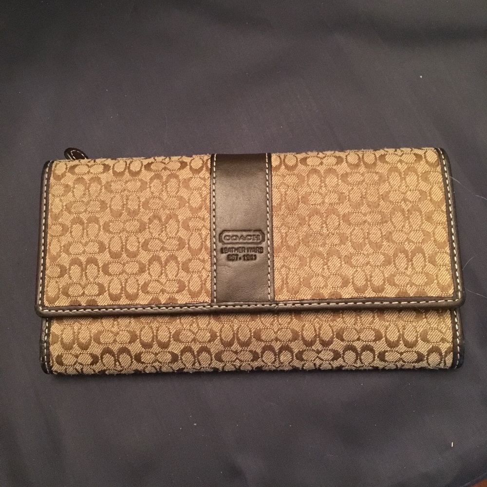 Coach wallet